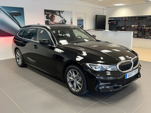 BMW 330e Touring Model Sport Backkamera H/K Sätesminne Farth