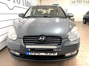 Hyundai Accent 1.6 Nybesiktigad