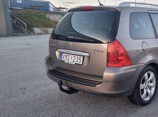 Peugeot 307 SW 2.0 7 sits,Nybesiktigad , Nservad,Nykoppling