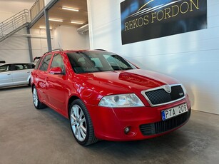 Skoda Octavia Combi RS 2.0 TDI DSG Sekventiell, 170hk P-Senso