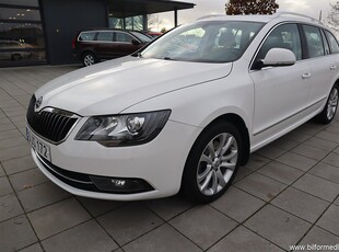 Skoda Superb 2.0 TDI Kombi 170hk Ambition Aut Svensksåld Dragkrok