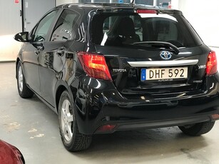 Toyota Yaris Automat Hybrid e-CVT Active, Editon Feel Euro6