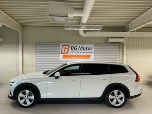 Volvo V60 Cross Country D4 190HK AWD Aut Momentum Värmare