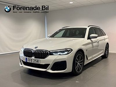 BMW 530e xDrive Touring M-Sport Adaptiv Farth. HiFi Drag