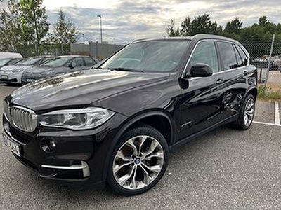 BMW X5 xDrive40d AUT,,PANORAMA,313hk, Heater, Nya V-Däck ing