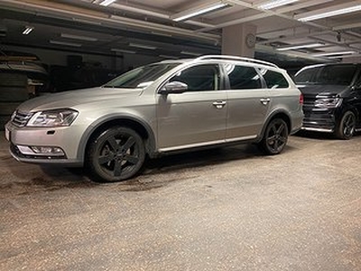 Volkswagen Passat Alltrack 2.0 TDI BM 4M Premium Värmare