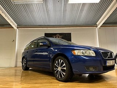 Volvo V50 1.6 D DRAG/NYTTKAMREM/SV DÄCK/1ÅRSGARANTI/NY BES