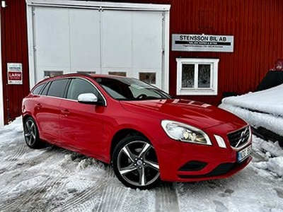 Volvo V60 D3 Geartronic Momentum R-Design