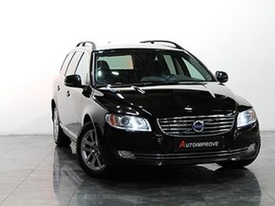 Volvo V70 D4 181HK GEARTRONIC NYKAMREM DRAG FACELIFT P-VÄRM