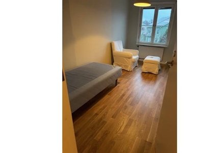 Hyr ett 4-rums hus på 110 m² i Stockholm