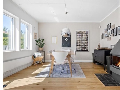 Hyr ett 4-rums lägenhet på 145 m² i Värmdö