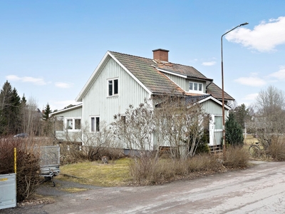 Friliggande villa - Slottsbron Värmland