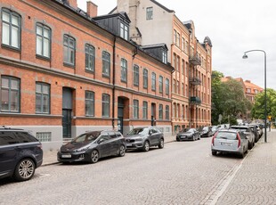 Fredsgatan 1