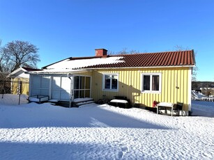 Villa till salu på Marinvägen 6 i Härnösand - Mäklarhuset