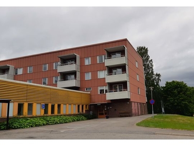 Hyr ett 2-rums lägenhet på 51 m² i Sundsvall