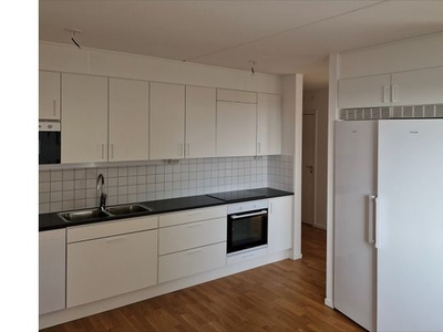 Hyr ett 3-rums lägenhet på 72 m² i Helsingborg