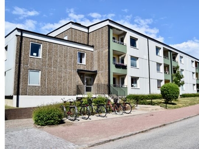 Hyr ett 3-rums lägenhet på 85 m² i Limhamn