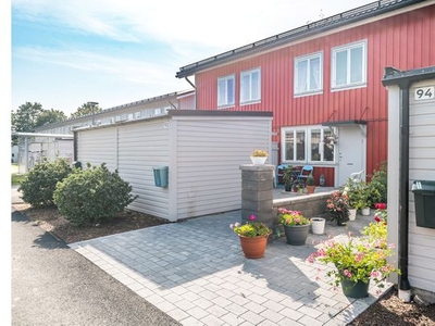 Hyr ett 3-rums lägenhet på 89 m² i Värnamo