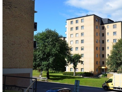 Hyr ett 2-rums lägenhet på 55 m² i Gävle