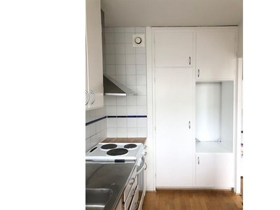 Hyr ett 2-rums lägenhet på 65 m² i Täby