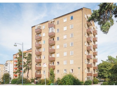 Hyr ett 3-rums lägenhet på 72 m² i Sundbyberg