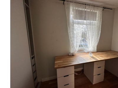 Hyr ett 3-rums lägenhet på 78 m² i Lidingö