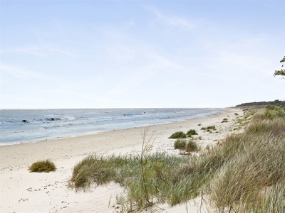 Tomt till salu på Kyhls strandväg 9 i Borrby - Mäklarhuset