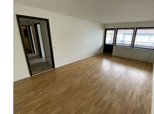 Hyr ett 2-rums lägenhet på 59 m² i Höör