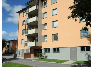 Hyr ett 3-rums lägenhet på 72 m² i Gävle