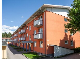 Hyr ett 3-rums lägenhet på 75 m² i Sandviken