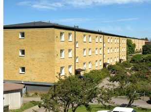 Hyr ett 3-rums lägenhet på 79 m² i Motala