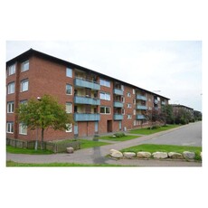 Hyr ett 3-rums lägenhet på 76 m² i Örebro