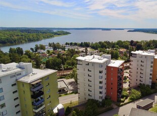 Lägenhet till salu på Tallrisvägen 2 i Kungsängen - Mäklarhuset