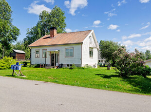 Villa till salu på Postgatan 6 i Hede - Mäklarhuset