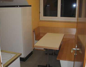 Small, quiet, furnished student room in Gyllenborgsgatan