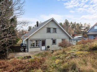 Villa till salu på Lyhundravägen 18 i Norrtälje - Mäklarhuset