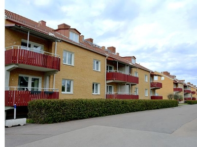 Hyr ett 3-rums lägenhet på 74 m² i Nybro