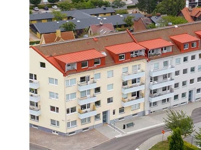 Hyr ett 3-rums lägenhet på 90 m² i Helsingborg