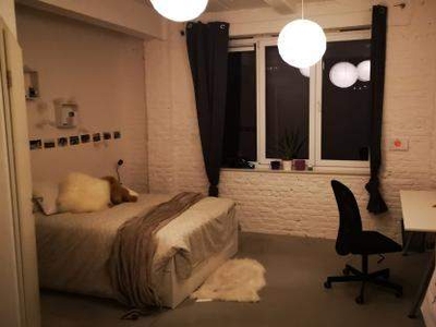 furnished studio room