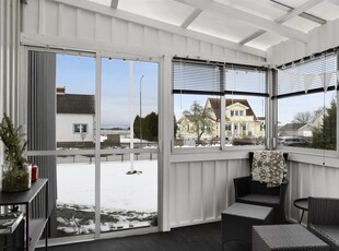 Villa till salu på Lidköpingsvägen 5 i Stora Levene - Mäklarhuset