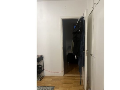 Hyr ett 2-rums hus på 45 m² i Stockholm