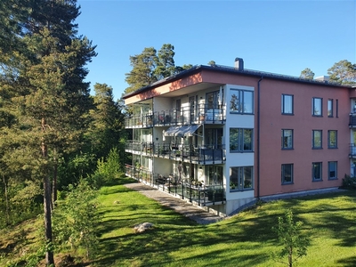 Villa till salu på Anunds väg 6 i Sigtuna - Mäklarhuset