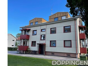 Hyr ett 2-rums lägenhet på 52 m² i Trollhättan