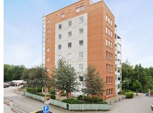 Hyr ett 5-rums lägenhet på 130 m² i Linköping