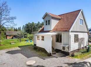 Villa till salu på Atletvägen 4 i Enånger - Mäklarhuset