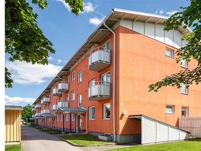 Hyr ett 3-rums lägenhet på 75 m² i Sandviken