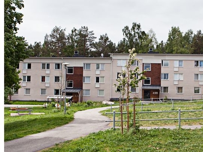 Hyr ett 3-rums lägenhet på 76 m² i Sandviken