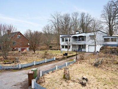 Villa till salu på Långaryds Gårdshult 101 i Landeryd - Mäklarhuset