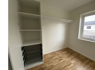 Hyr ett 2-rums lägenhet på 69 m² i Sätofta