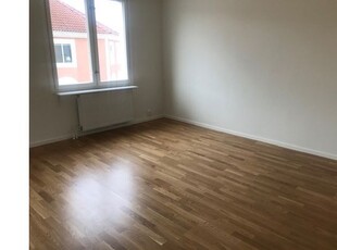 Hyr ett 2-rums lägenhet på 60 m² i Oskarshamn